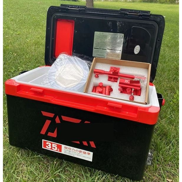 Four-knock-up fishing tank can be used as a platform for fishing with multipurpose fishing drums and wild fishing gear
